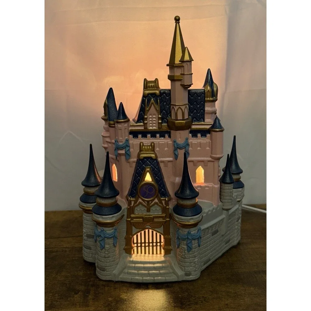 Scentsy Walt Disney World 50th Anniversary Cinderella's Castle Warmer